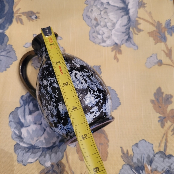 Bundle add on item: mini bud vase /oil pour bottle blue small - Picture 6 of 7